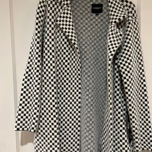Very warm Liverpool coat! Brand new never worn. Perfect quality. Very chic